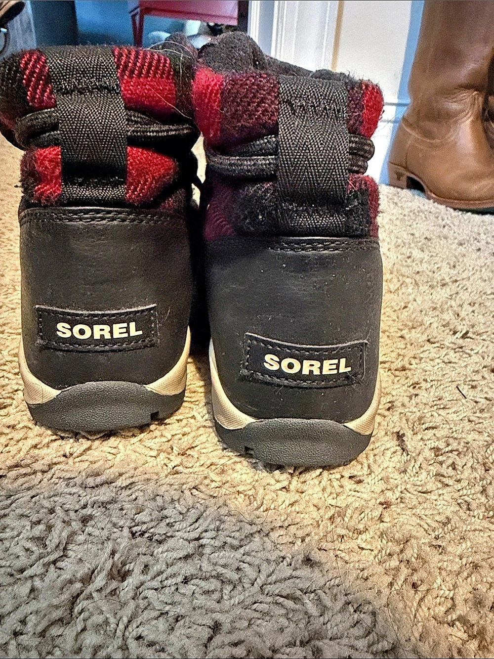 Sorel Whitney Short Boot Kids Plaid Winter Boots Black & Red